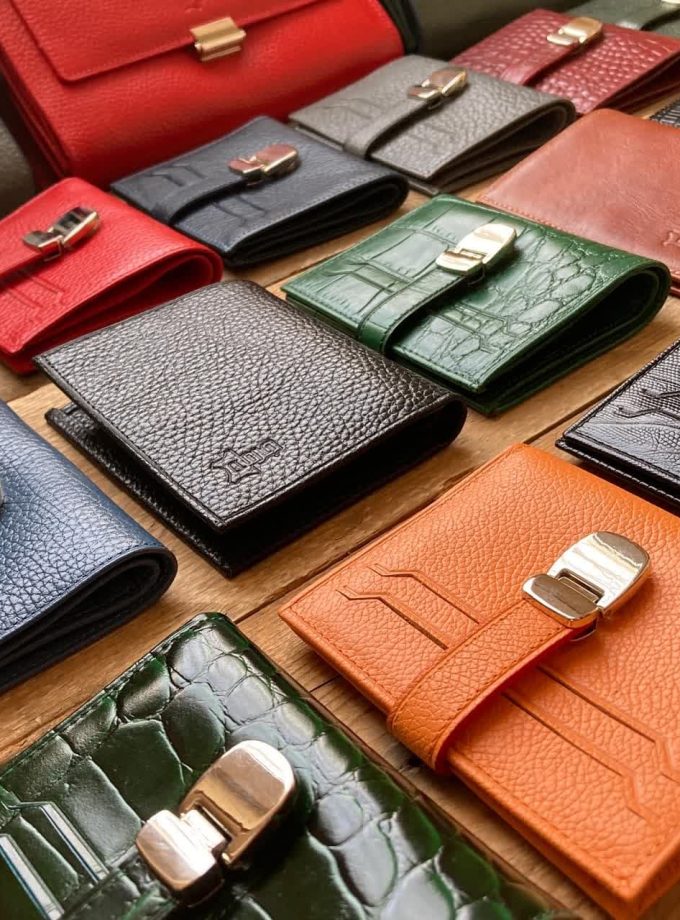 کیف پول صبا مگنتی طرح فلوتر