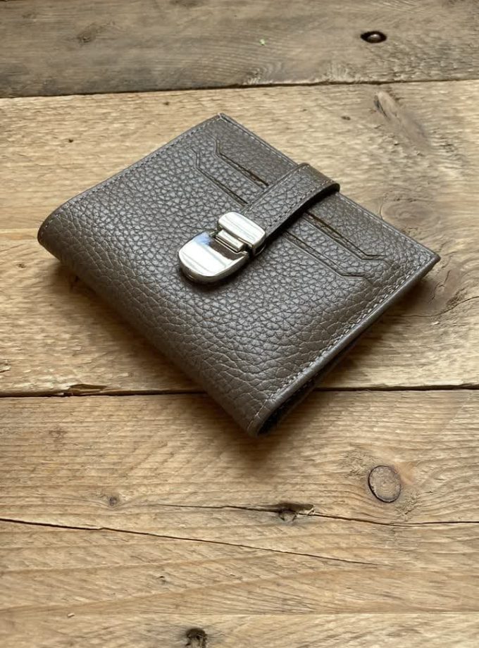 کیف پول صبا مگنتی طرح فلوتر